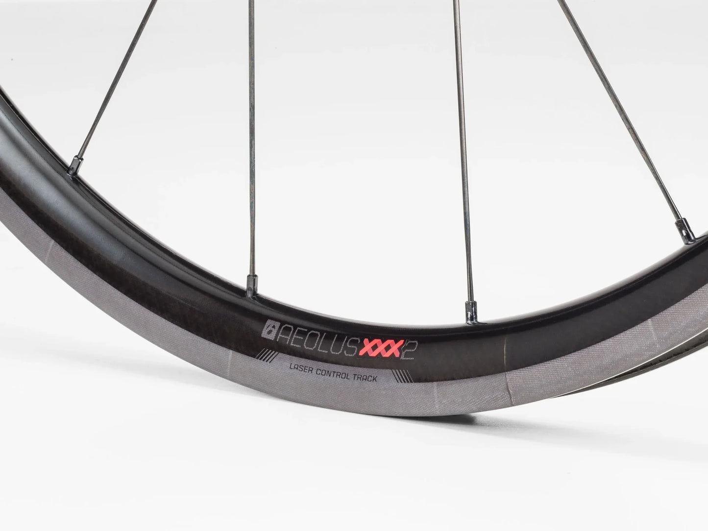 Bontrager Aeolus XXX 2 TLR Clincher Räder