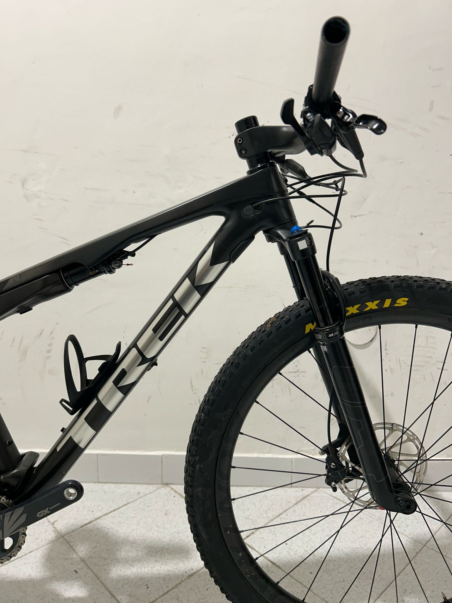 Tamanho do supercaliber de Trek M/L - usado