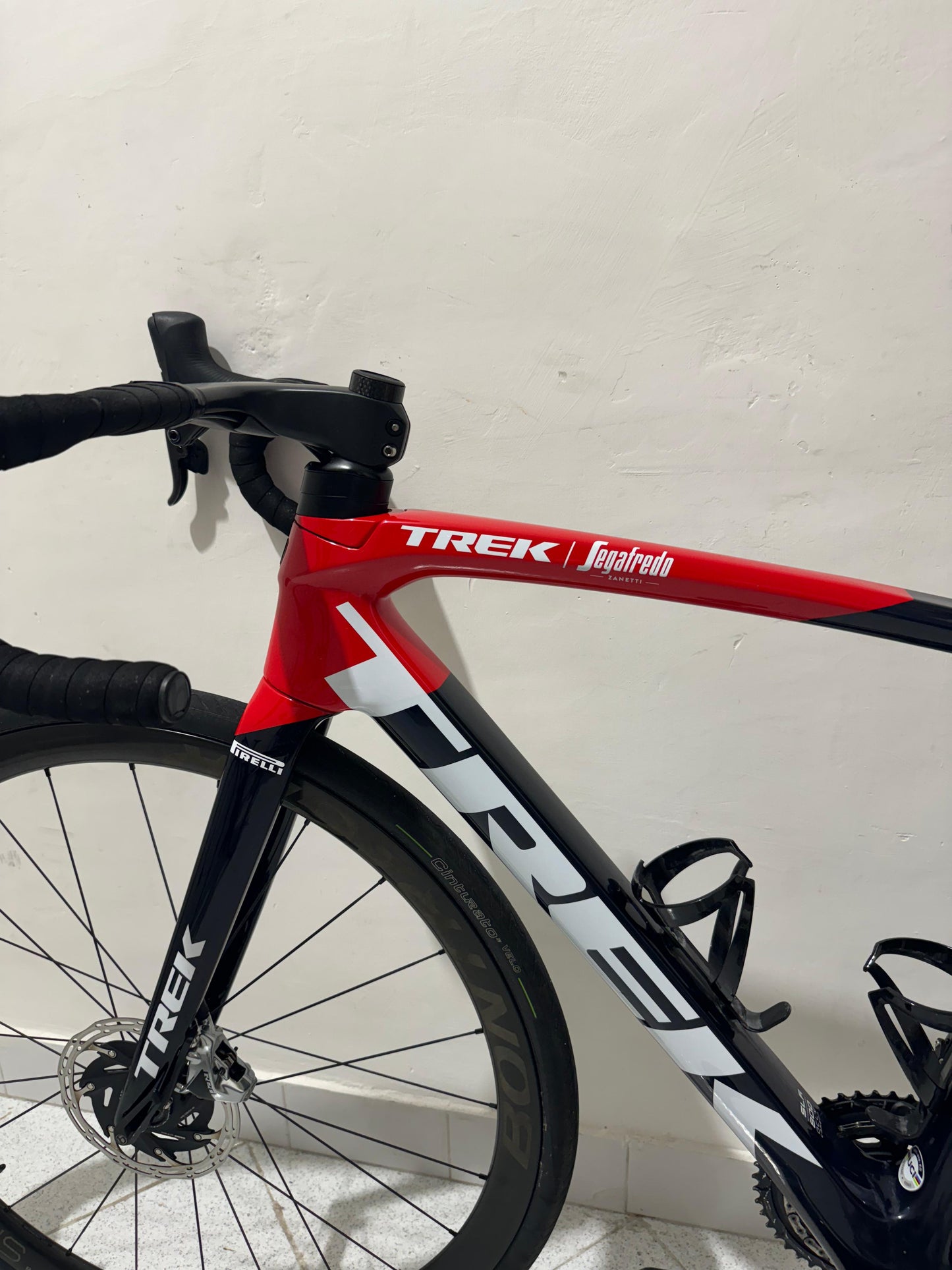 Trek Émonda SLR 9 AXS Tamanho 54 - Usado