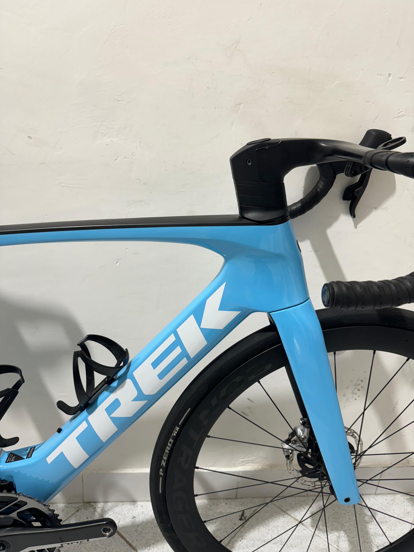 Trek Madone SLR 9 AXS Gen 7 Tamanho 56 - Usado