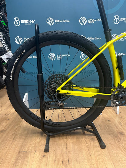 Scott Escamas RC Tamaño de la copa mundial M - Usado