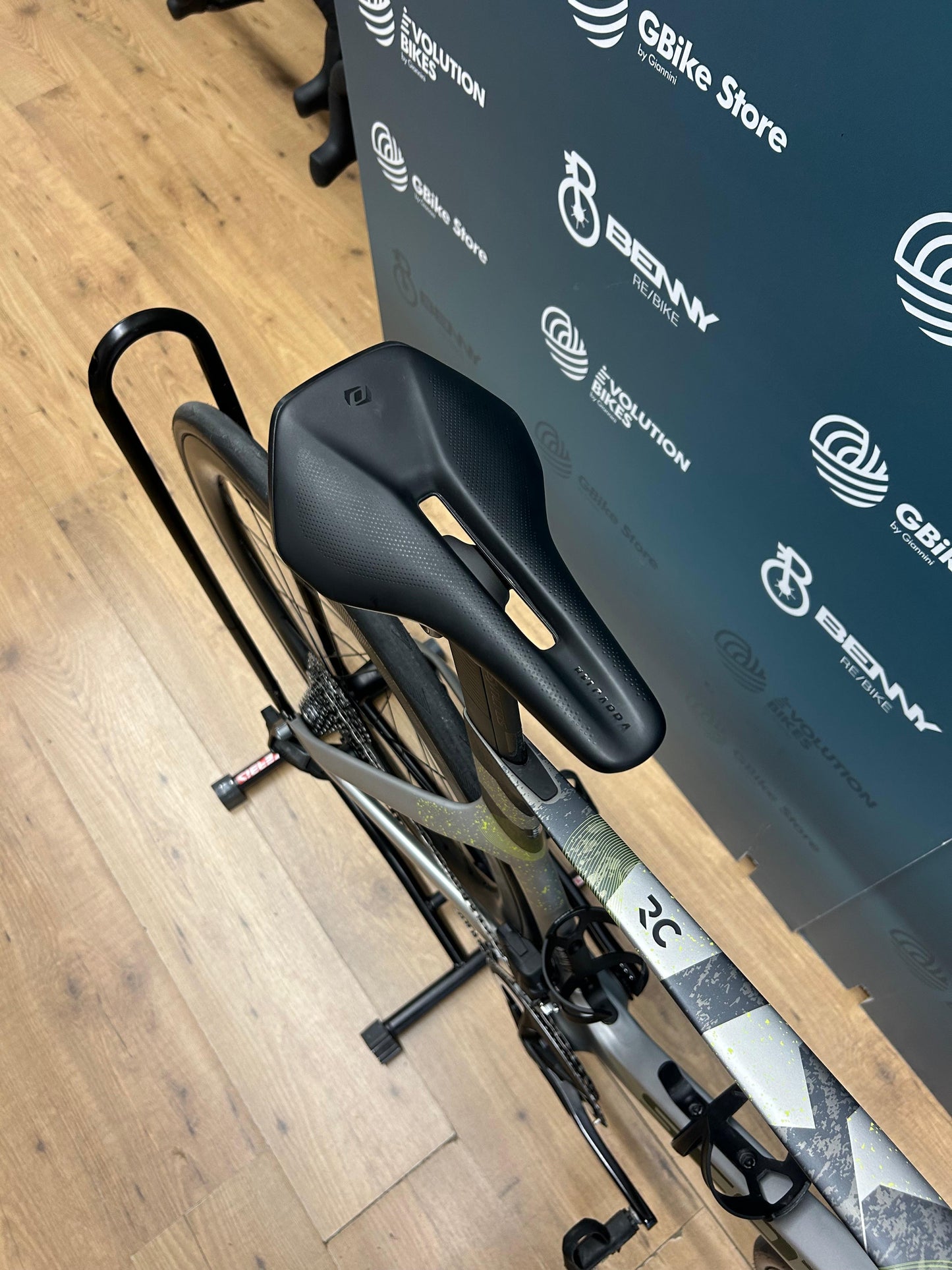 Scott Foil RC 30 Axs (ruedas de actualización) Tamaño S - Usado