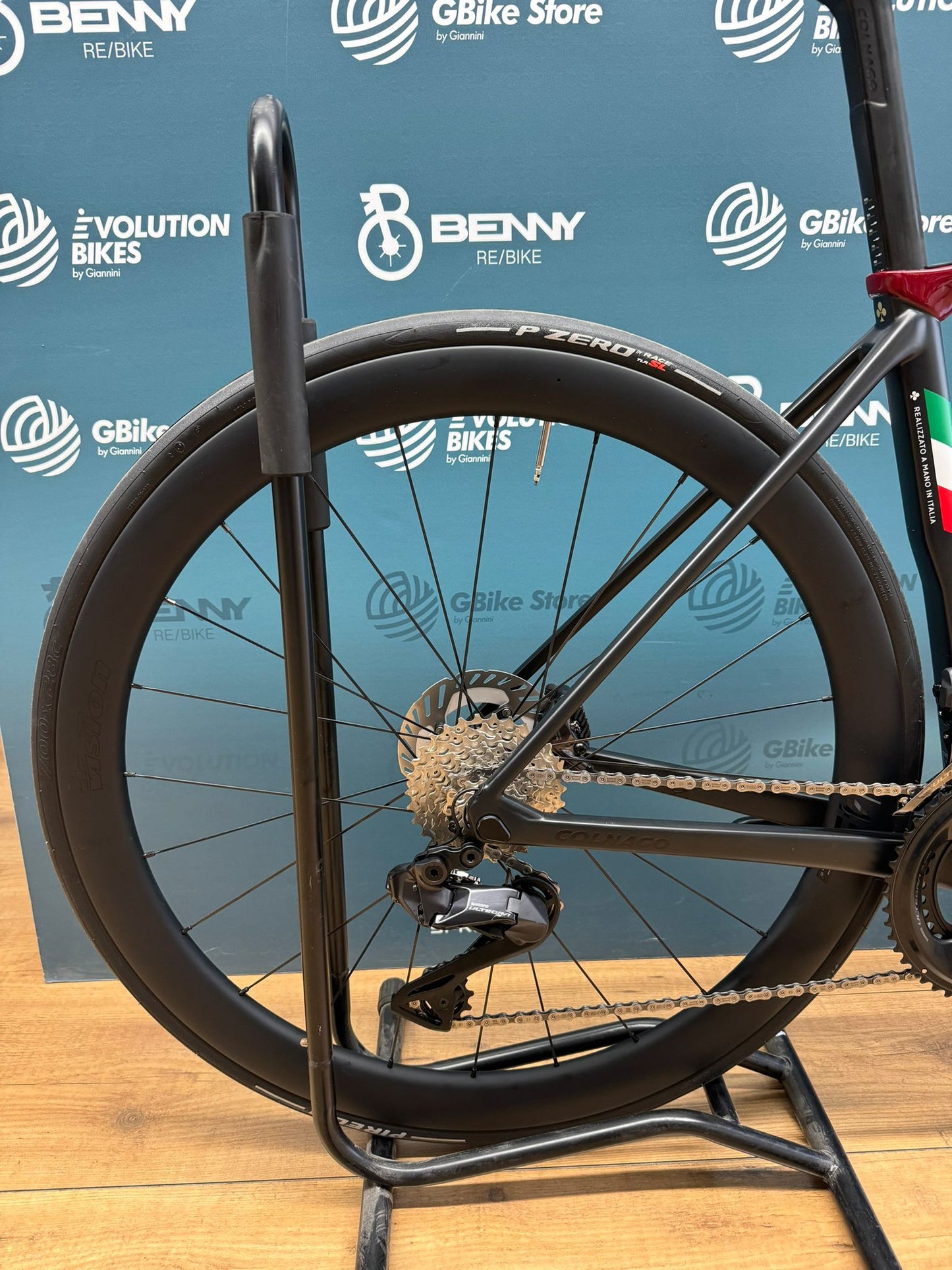 Colnago C68 Road Disc Ultegra Di2 12v Taglia 45.5 - Usata