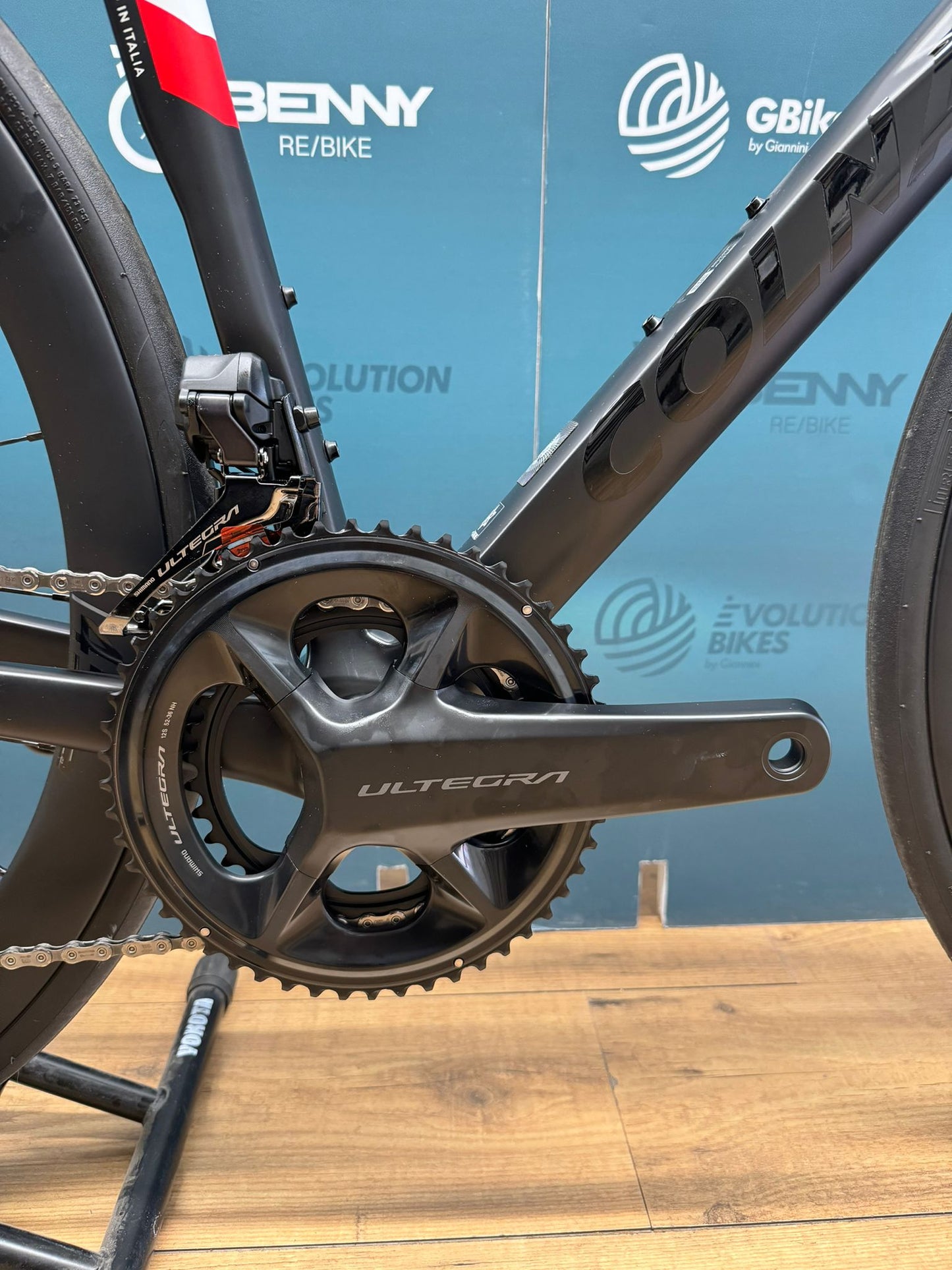 Colnago C68 Road Disc Ultegra Di2 12v Taglia 45.5 - Usata
