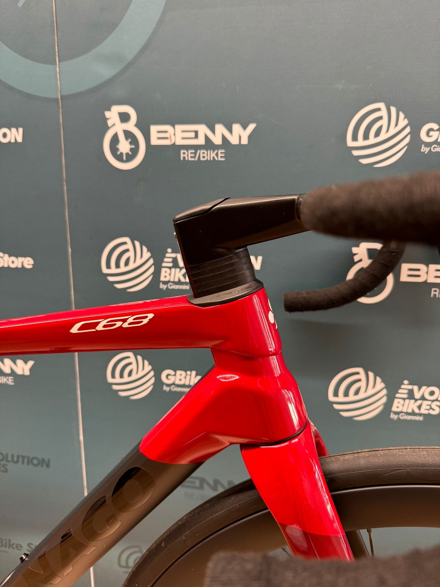 Colnago C68 Road Disc Ultegra Di2 12v Taglia 45.5 - Usata