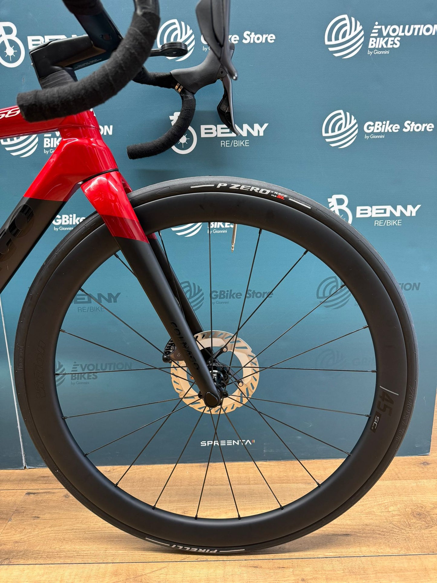 Colnago C68 Road Disc Ultegra Di2 12v Taglia 45.5 - Usata