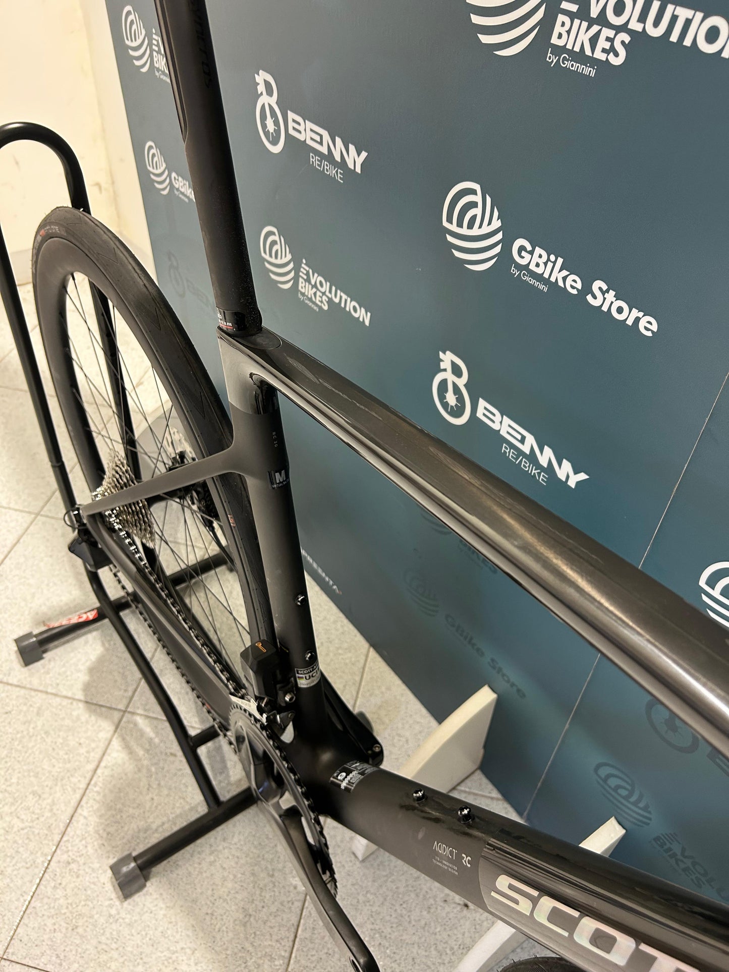 Scott Adicto RC 30 Tamaño M Prueba de demostración