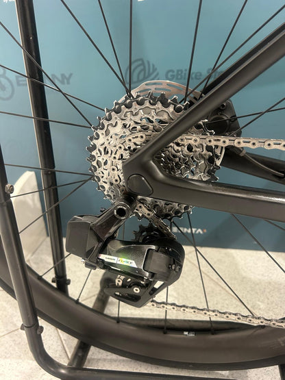 Colnago V4RS UAE Emirates Size 420