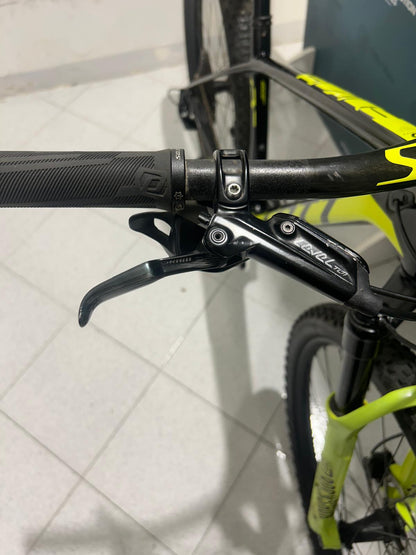 Scott Scale Tamaño de la Copa del Mundo RC 900 M - Usado