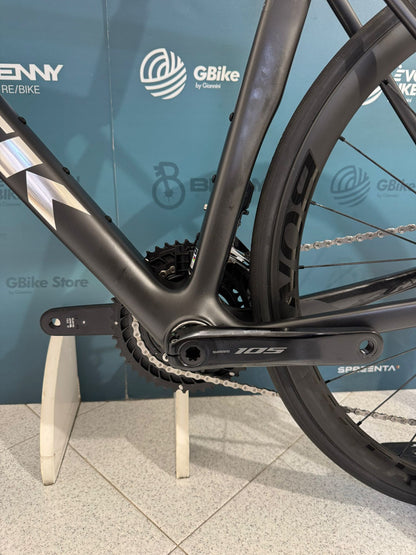 Trek Madone SL 6. 8. Januar 2025 Größe ML – Demo