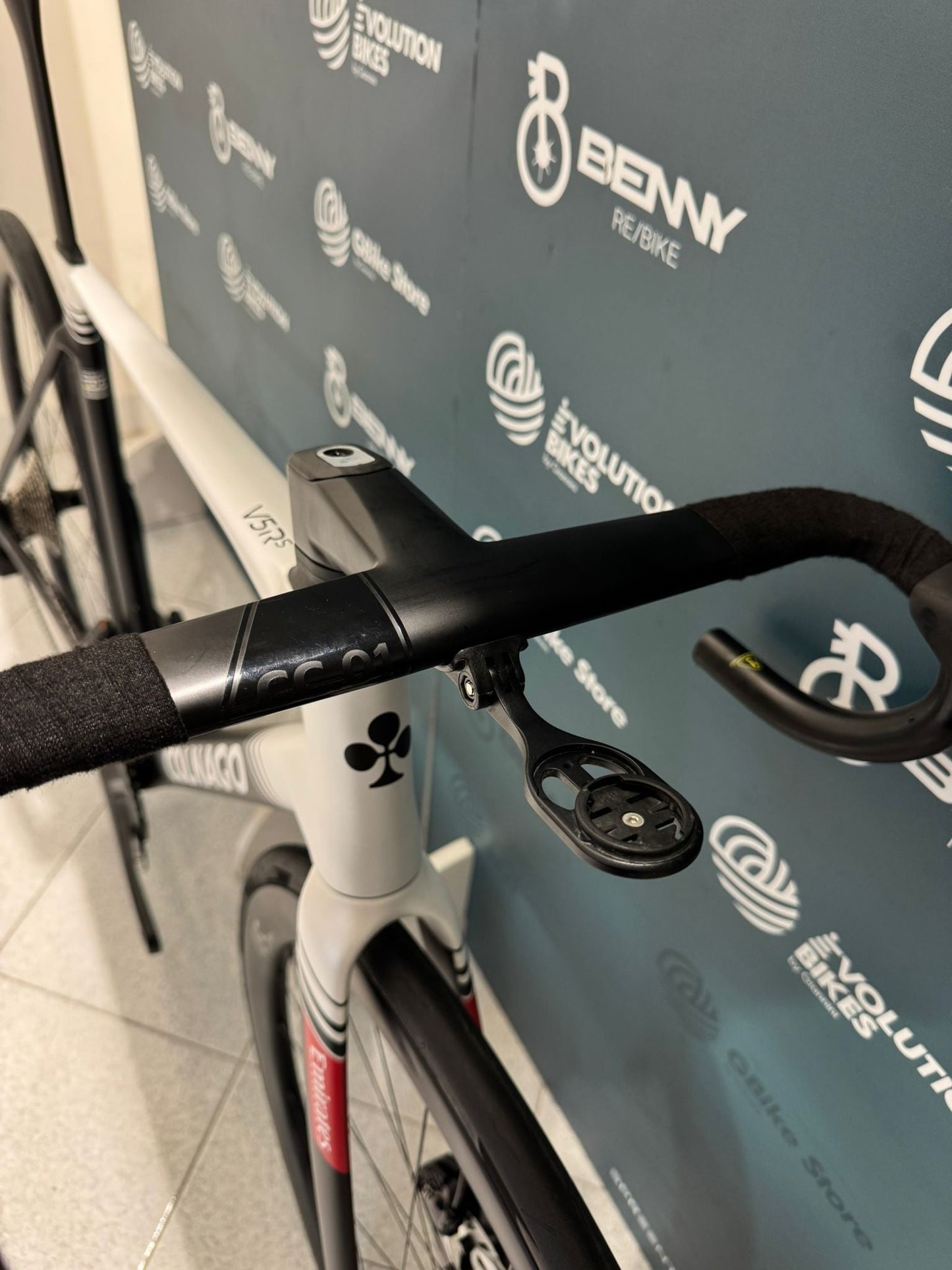 Colnago V5RS Ultegra Di2 R8170 SC45 Taille 510 - Démo