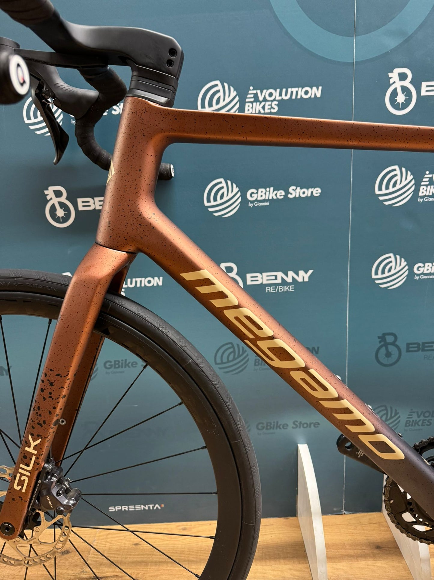 Megamo Soie 08 Taille XL - Utilisé