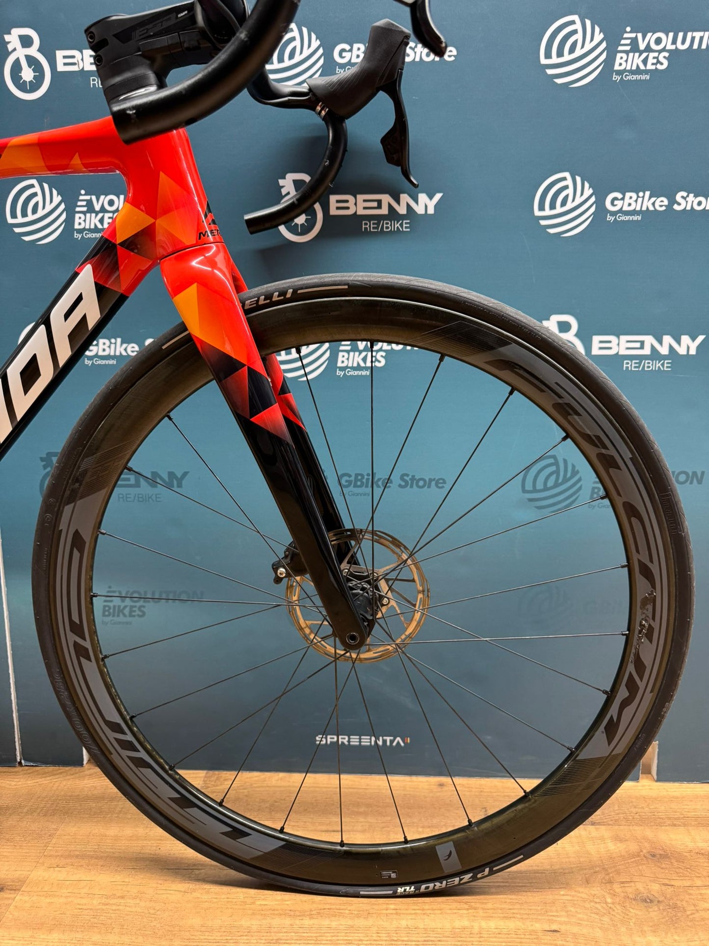 Merida-Skulptur Bahrain siegreiche Größe S - Gebraucht