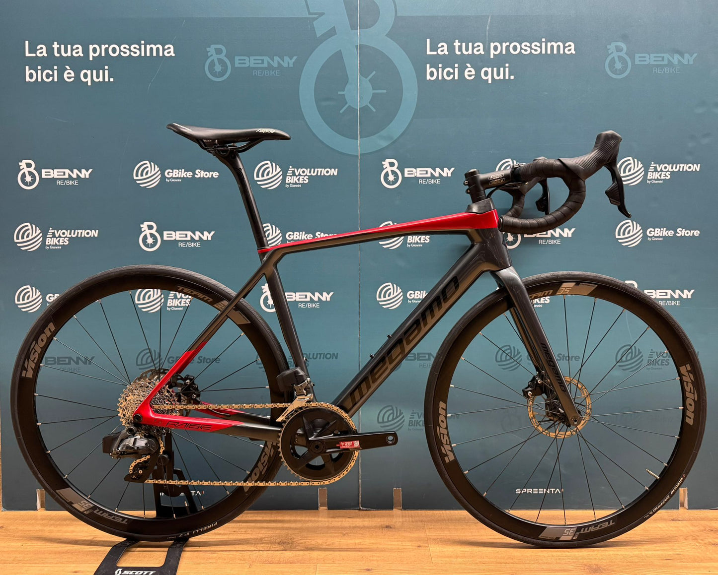 Megamo Raise 09 Tamaño AXS M - Usado