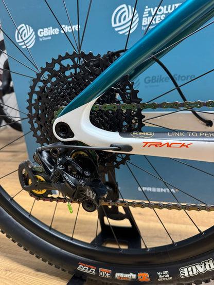 Megamo Piste XX1 Taille M - Utilisé