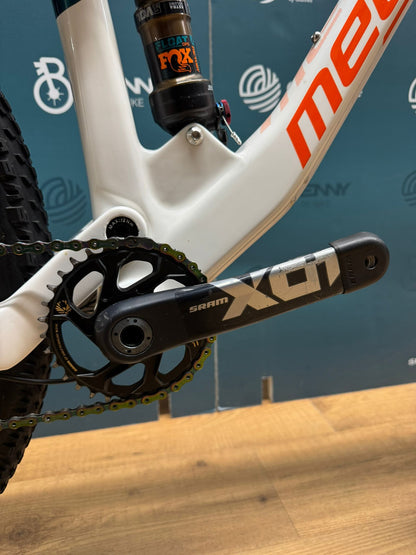 Megamo Piste XX1 Taille M - Utilisé