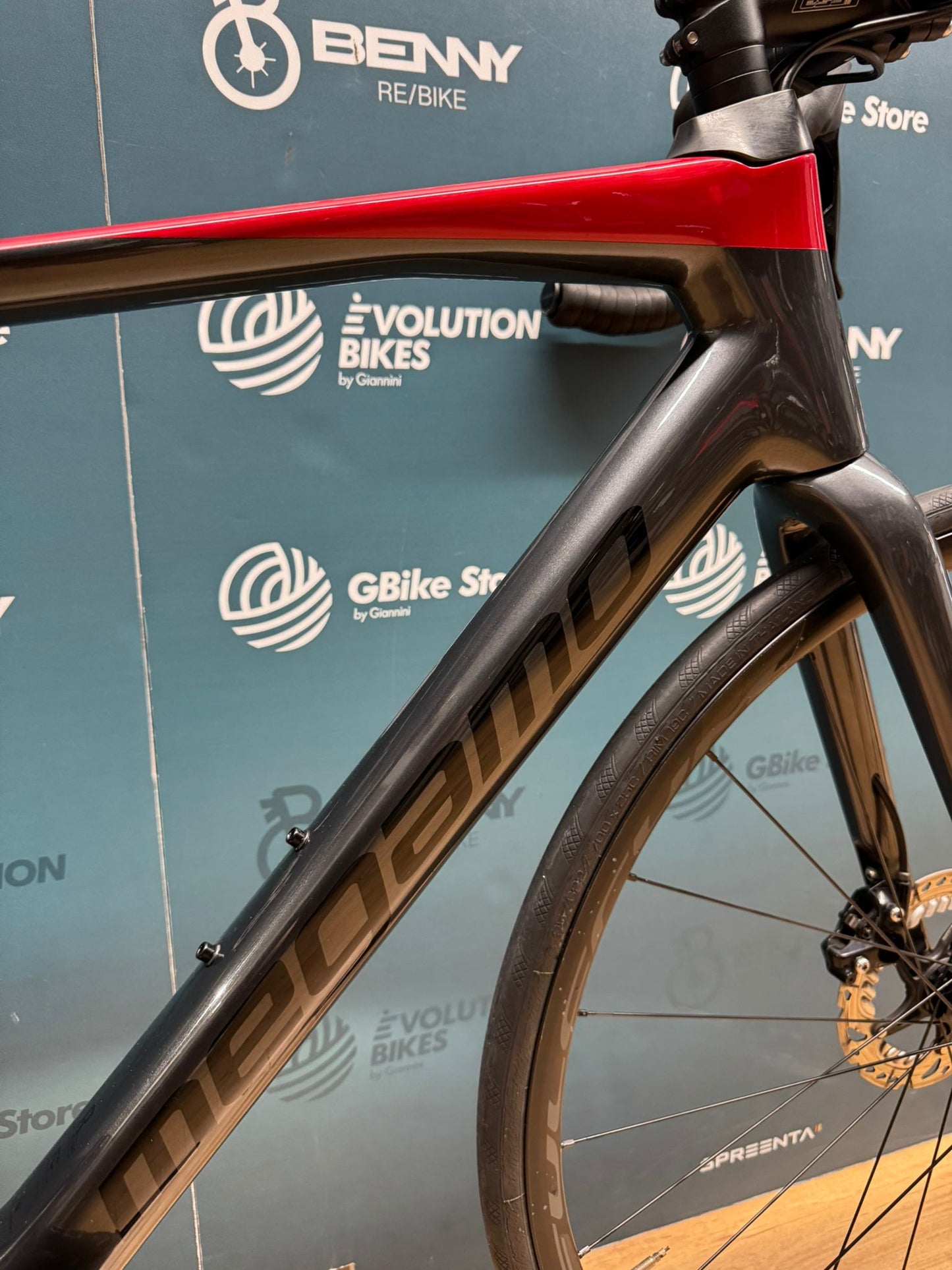 Megamo Raise 09 AXS Size M - Used