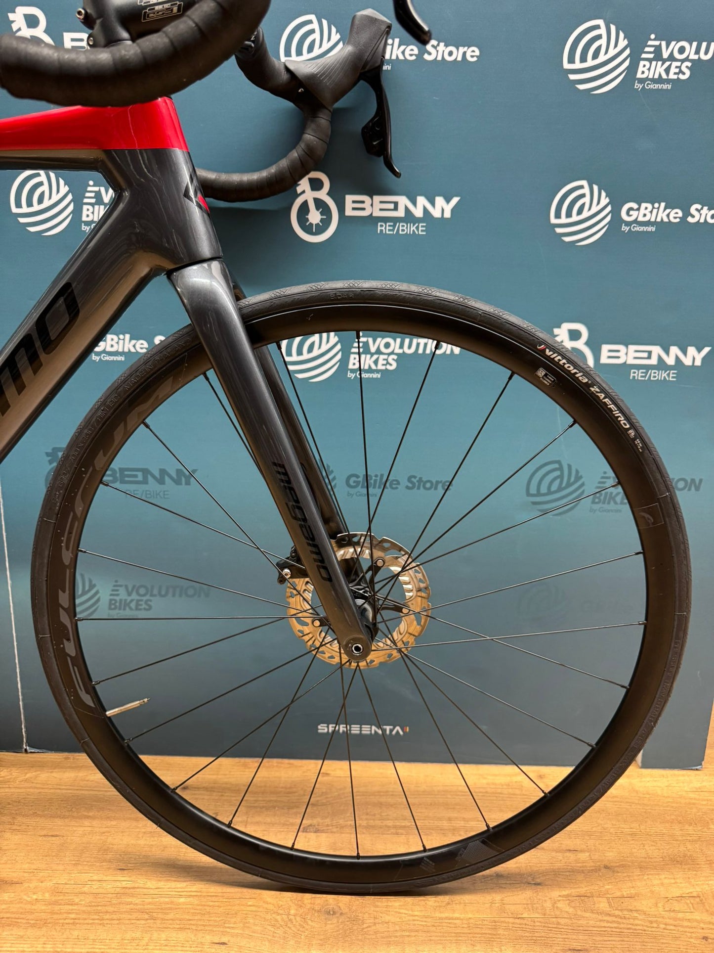 Megamo Raise 09 AXS Size M - Used