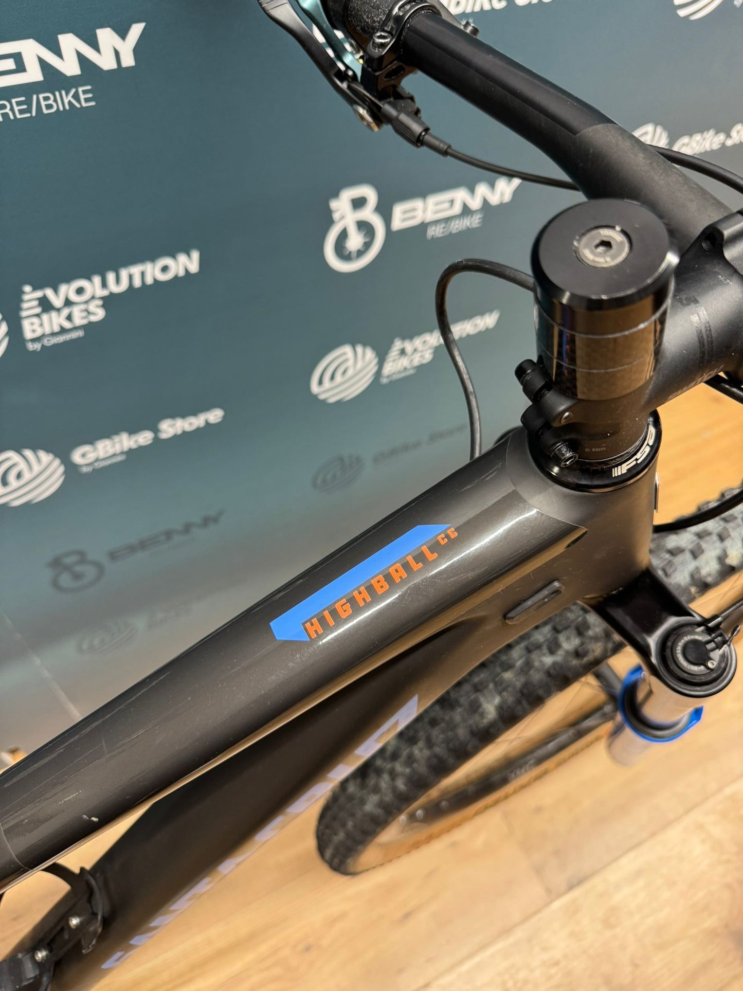 Santa Cruz Highball CC AXS Size L - Used