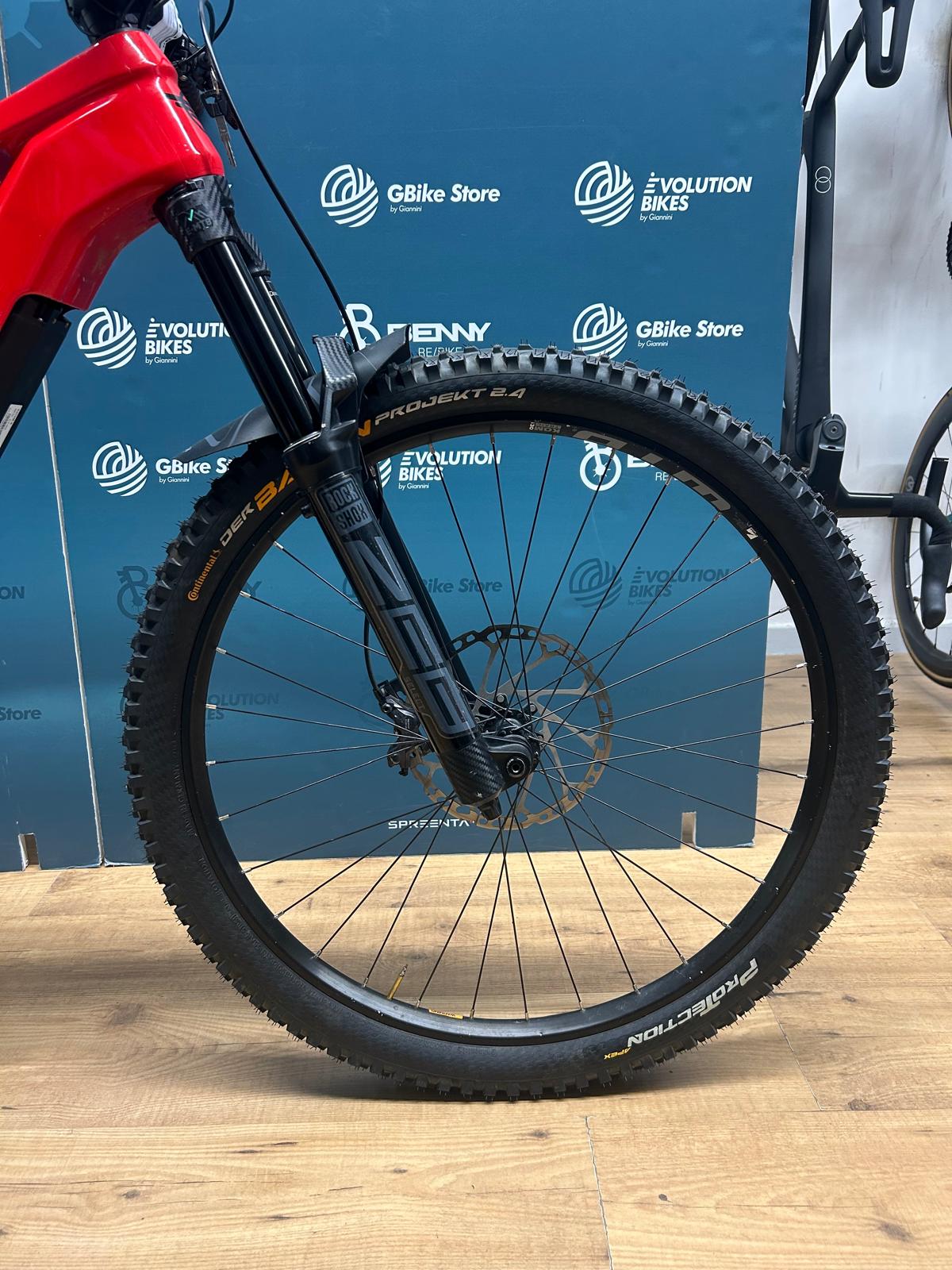 Brinke XXR Carbone Taille L - Utilisé