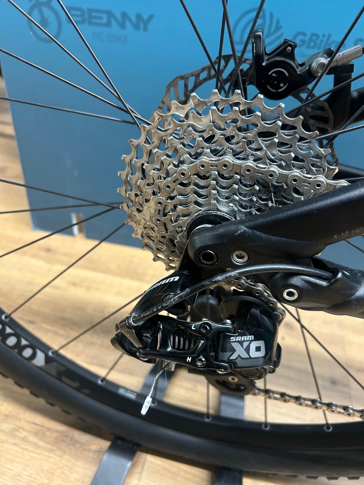 Tamaño de élite épico especializado M - Usado