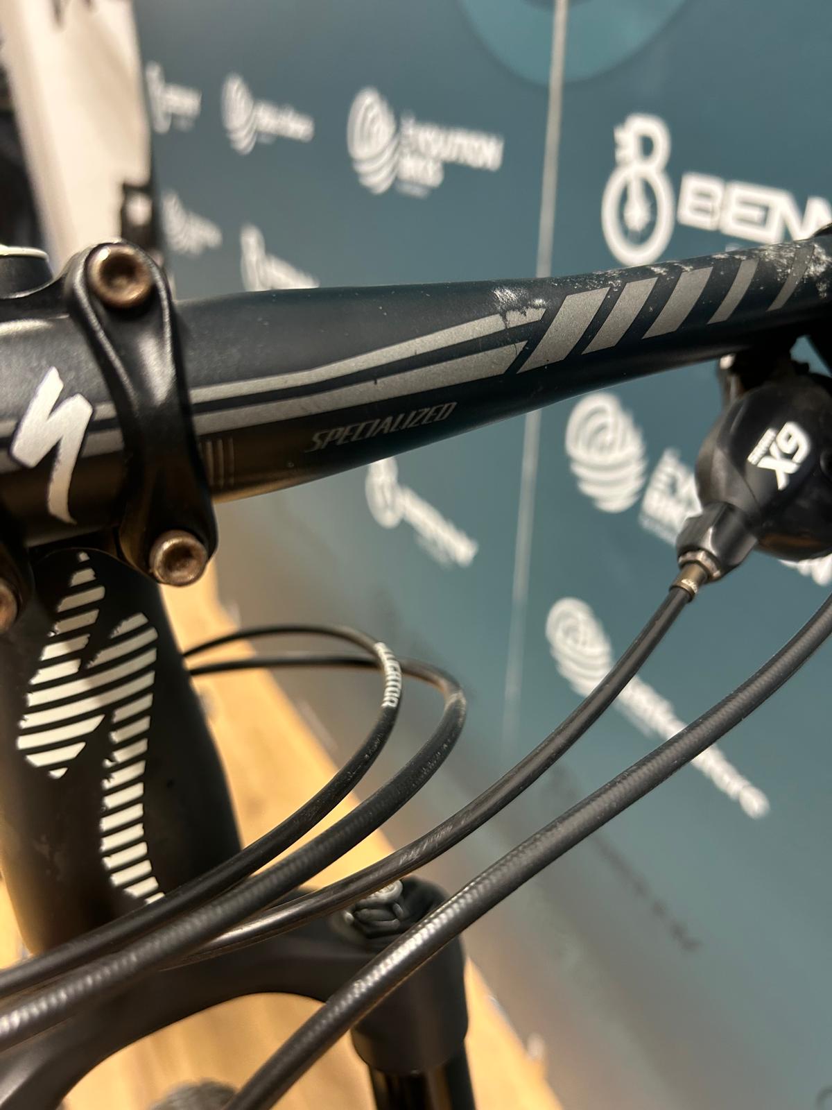 Tamaño de élite épico especializado M - Usado