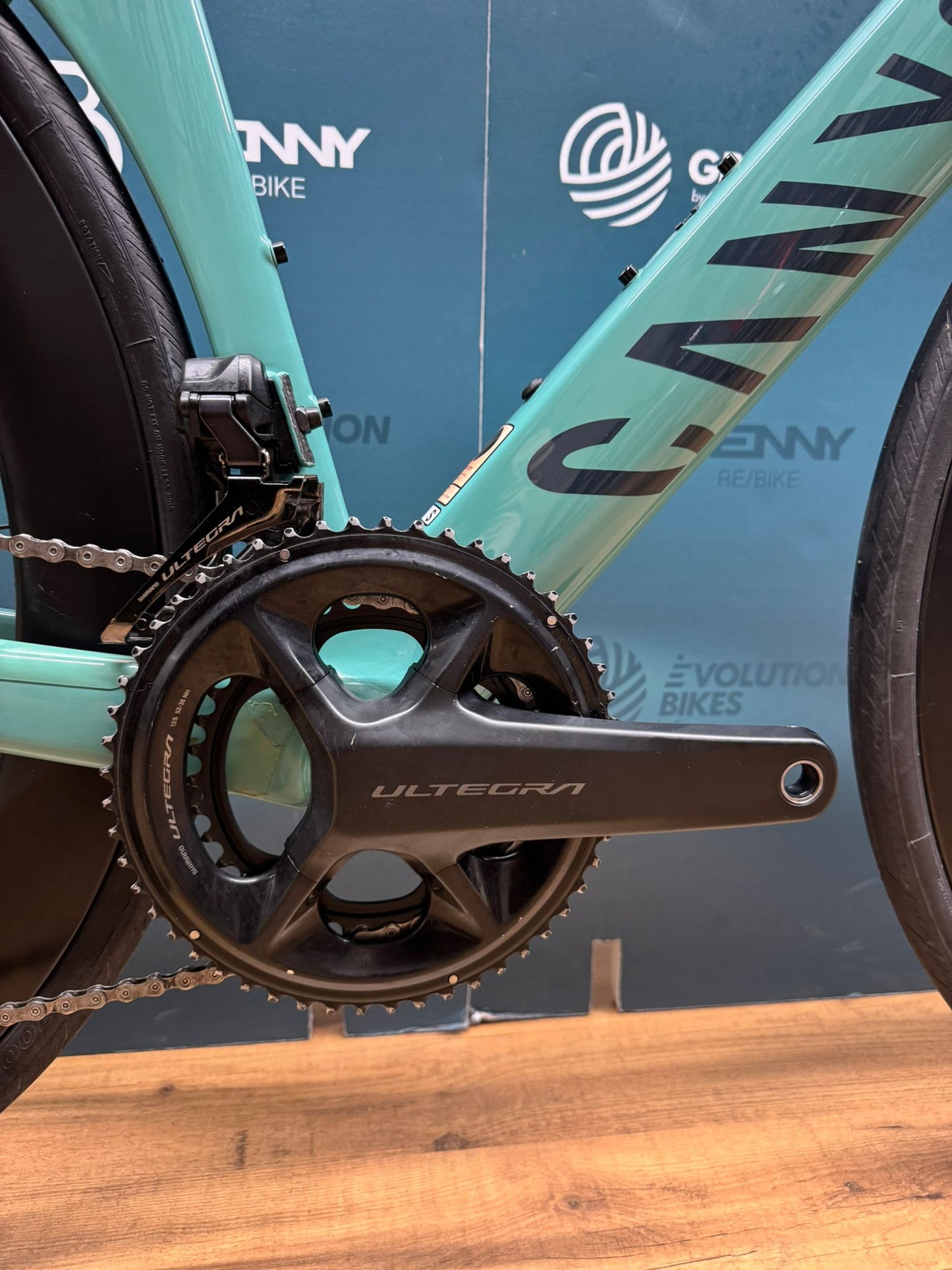 Canyon Aeroad CF SLX 8 Di2 Taille S - Utilisé