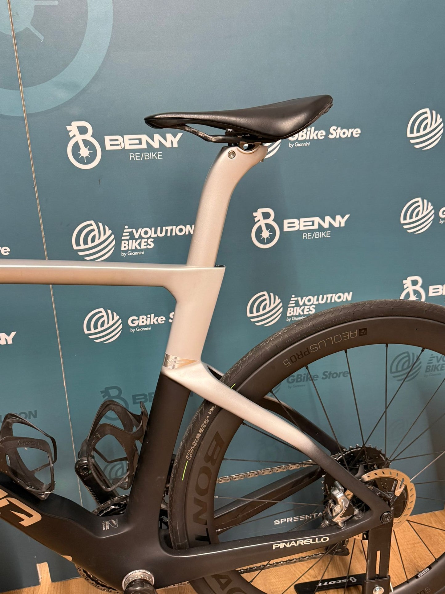 Pinarello Dogma F talla 55 - Usado