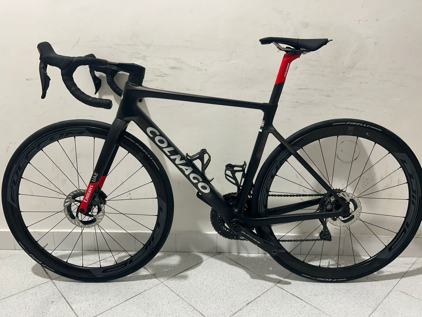 Colnago V4RS Team UAE Emirates storlek 485 - Används