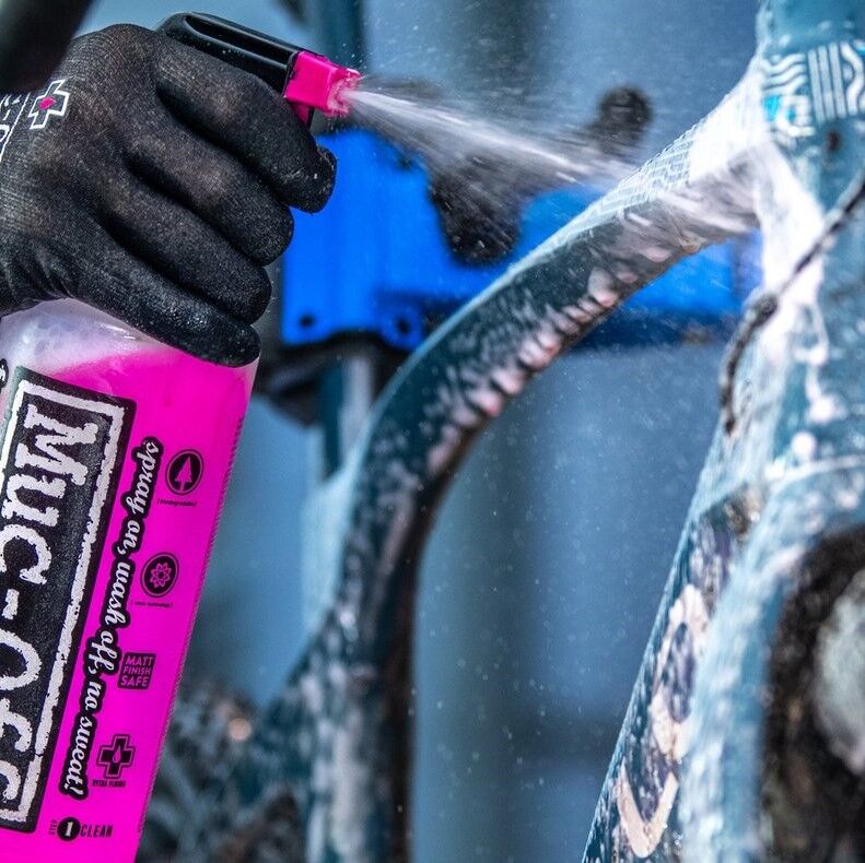 MUC-OFF BIO Nano Tech Bike Cleaner detergent